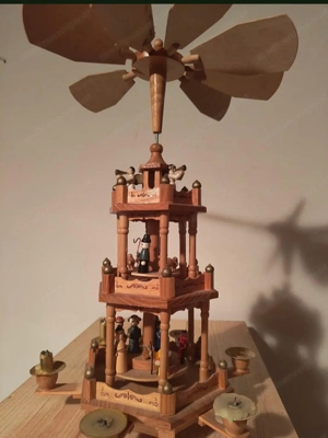 Deko Weihnachten Kerzen Pyramide Bild 2