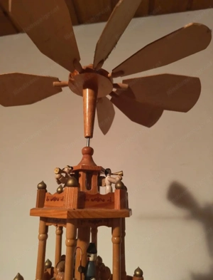 Deko Weihnachten Kerzen Pyramide Bild 3