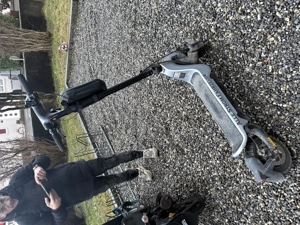 E scooter s9 pro nightled mitt handy app Bild 3