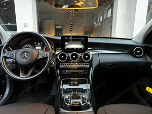 Mercedes C 180  Bild 2