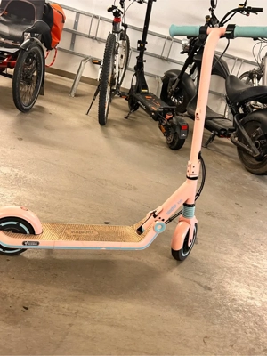 Kinder E Scooter Bild 3