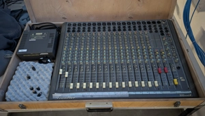 Analoges Mischpult Frontier Merit