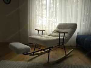 Moderner Relax-   Schaukelstuhl mit Hocker   NEU (originalverpackt)     180 VB Bild 2