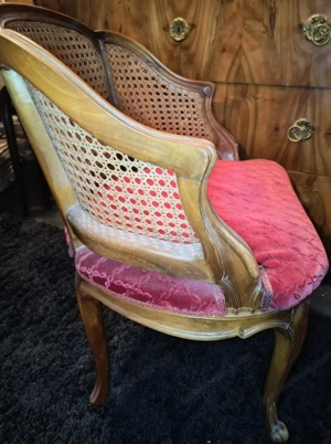 Antiker Sessel Bild 5