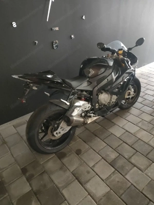 BMW S1000RR Motorrad Bild 4