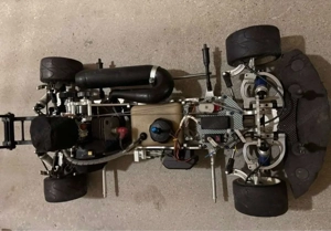 rc benziener großmodell auto ! 1:5mastab 30ccm motor Bild 3