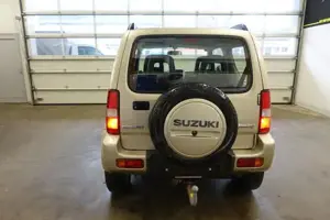 Suzuki Jimny Bild 12