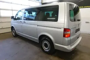 VW Caravelle Bild 7