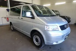 VW Caravelle Bild 3