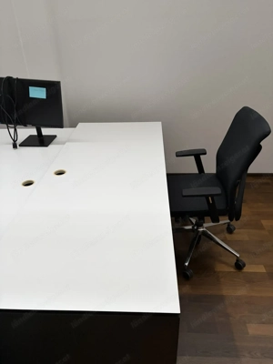 Große Schreibtische zu Spottpreisen zu verkaufen Bild 2