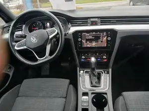 VW Passat Bild 9