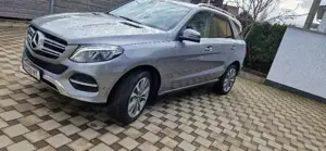 Mercedes-Benz GLE-Klasse GLE 350 d 4Matic A-Edition Aut. | LEDER | SUV   Geländewagen Bild 6
