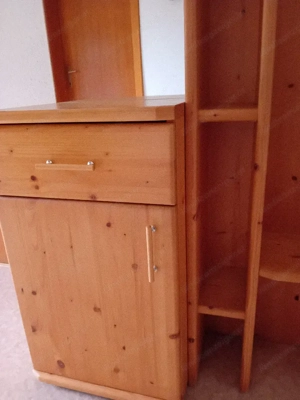 Garderobe Holz Bild 3