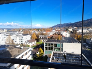 3-Zimmer-Wohnung im 7. Obergeschoss zur Miete in Bregenz Bild 2