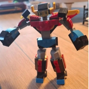 Lego "Mech"