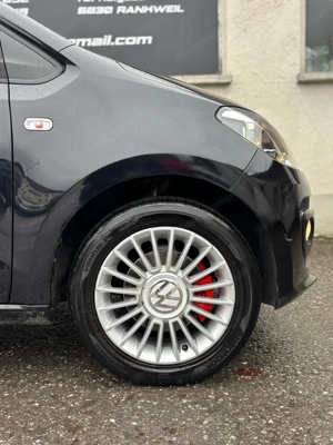 VW up! 1.0 | 75 PS | Panoramadach | Sitzheizung | Pickerl neu Bild 2