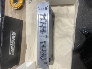 Dj anlage mit sehr vielen teilen  Bild 2