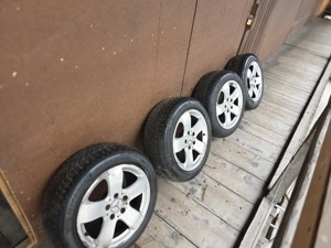 Mercedes Alufelgen auf MICHELIN Winterreifen 205 55R16