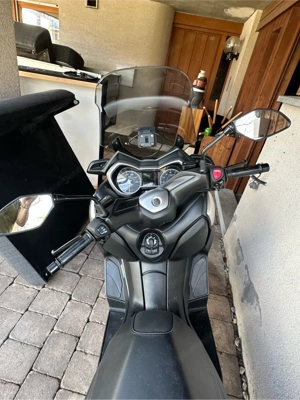 yamaha Xmax 300 Bild 2