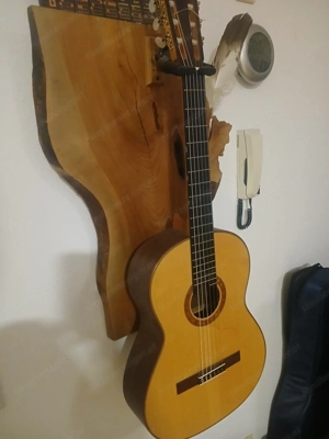 Hochwertiges Musik-Set: HaHanika 50 PF, E-Gitarre G&L Legacy Tribute Series , Ukulele & Marshall Amp Bild 7