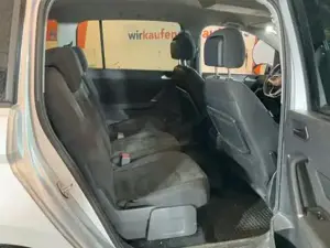 VW Touran Bild 8