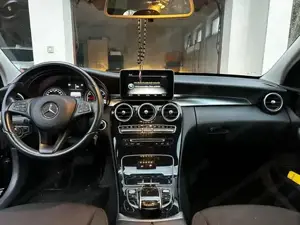 Mercedes C 180  Bild 3