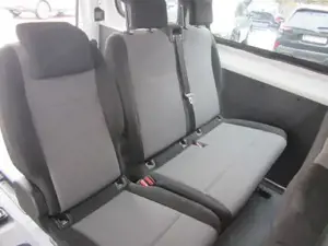 Opel Vivaro Bild 14