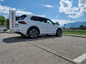 VW Tiguan 2.0tdi 4motion r-line Bild 2