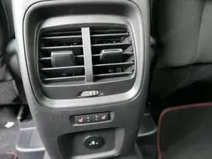 Ford Kuga ST-Line 1.5 EcoBoost 2WD AT ST-Line*NAVI*PDC*KA... Bild 9