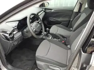 Skoda Fabia Sondermodell 130 Jahre 1.0 MPI 80 PS Virtuell C... Bild 5