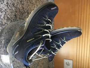 Lowa Turnschuhe Gore - Tex Größe 41,5 Bild 8