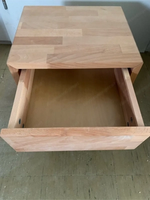 Vollholz Balkenbett B 180cm, inkl. Nachtkästchen Bild 4