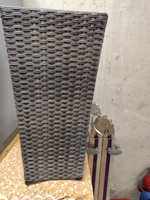 Neue bis neuwertige Artikel günstig zu verkaufen, sowie viele Dekoartikel ! Bild 5