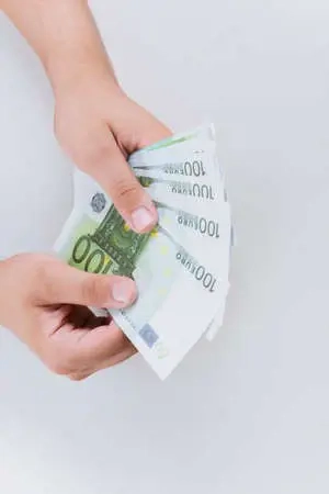 Kredite: Unternehmen, Landwirtschaft, Immobilien, Handel, Industrie  Bild 2