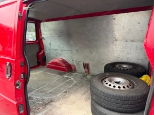 Vw T4 2.5TDI nur 167.000 Km TÜV NEU Kasten Lang  Bild 7