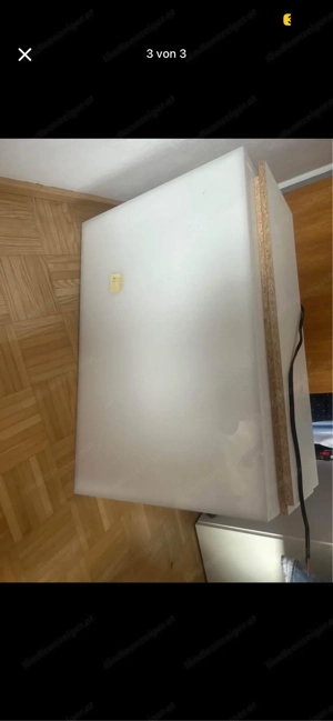 Hängeschrank 2 stk  Bild 2