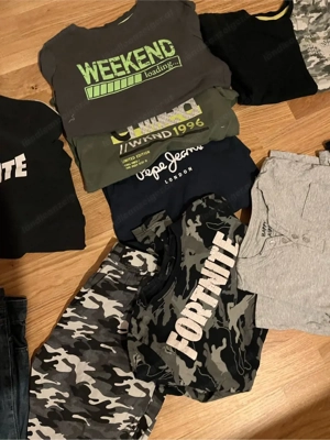 Bekleidungspacket gr 134 Bild 2