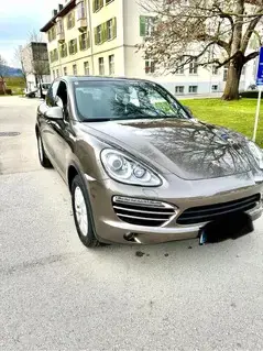 Porsche Cayenne Bild 2