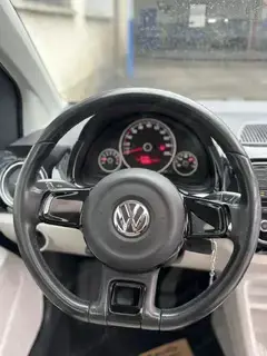 VW up! 1.0 | 75 PS | Panoramadach | Sitzheizung | Pickerl neu Bild 9