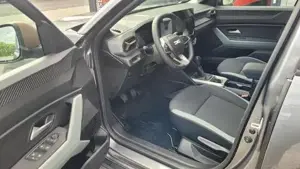 Dacia Bigster TCe 130 Extreme 4x4 4x4*LED*Navi*Shzg*PDC*Cam*S... Bild 7