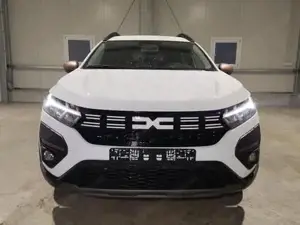 Dacia Jogger Extreme 1.0 TCe 110 7-Sitzer-AHK-Kamera-LED-App... Bild 2