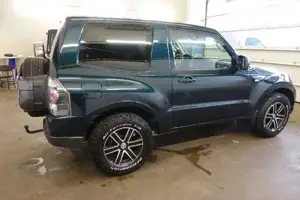 Mitsubishi Pajero Bild 16