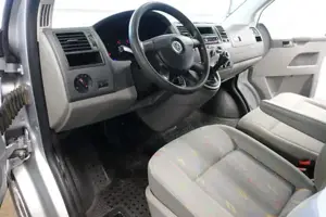 VW Caravelle Bild 13