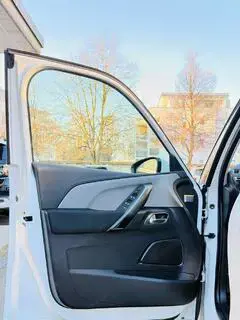 Citroen Grand Bild 12