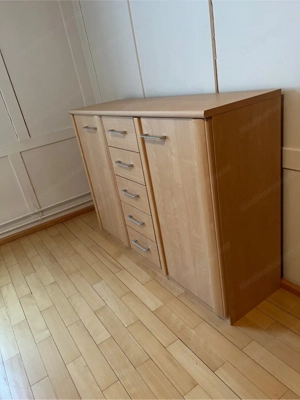 Kommode.   Bild 2