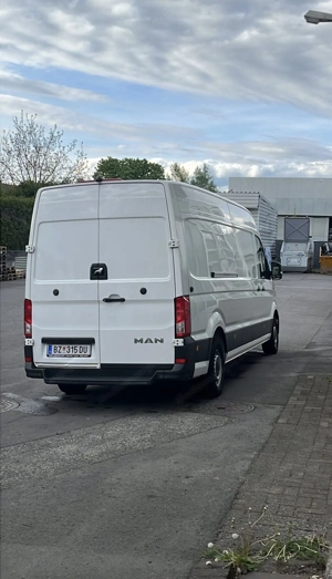 Man Tge Camper Renntransporter Bild 11