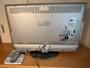 LCD - Fernsehgerät Panasonic TX-L42D25E Bild 5