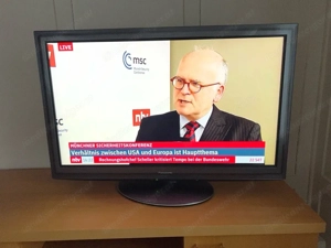 LCD - Fernsehgerät Panasonic TX-L42D25E Bild 3