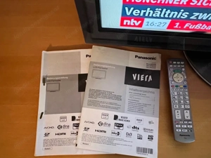 LCD - Fernsehgerät Panasonic TX-L42D25E Bild 2