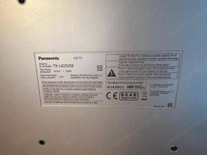LCD - Fernsehgerät Panasonic TX-L42D25E Bild 4